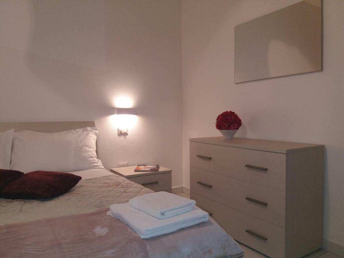 Villa Depandance Machiavelli Cagliari Esterno foto