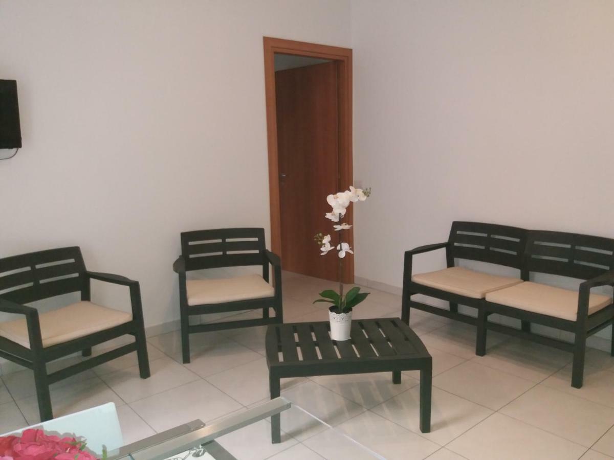 Villa Depandance Machiavelli Cagliari Esterno foto